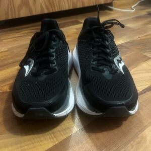 Saucony Guide 17 X Wide Size 9 Men’s